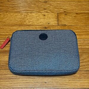 Air France Blue & White Herringbone Zippered Cosmetic Toiletry Travel Bag EUC